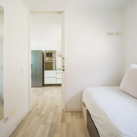 House In Near Playa De Amadores Tatil Evi